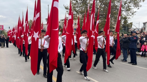Eskişehir'de Cumhuriyet Bayramı'nın 103. yılı törenlerle kutlandı